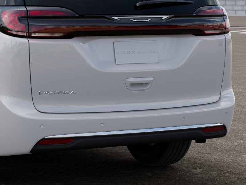 2027 Chrysler Pacifica Base