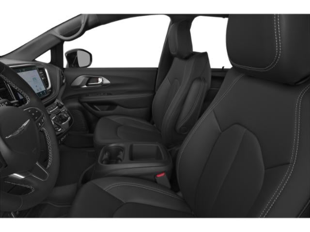 2026 Chrysler Pacifica Base